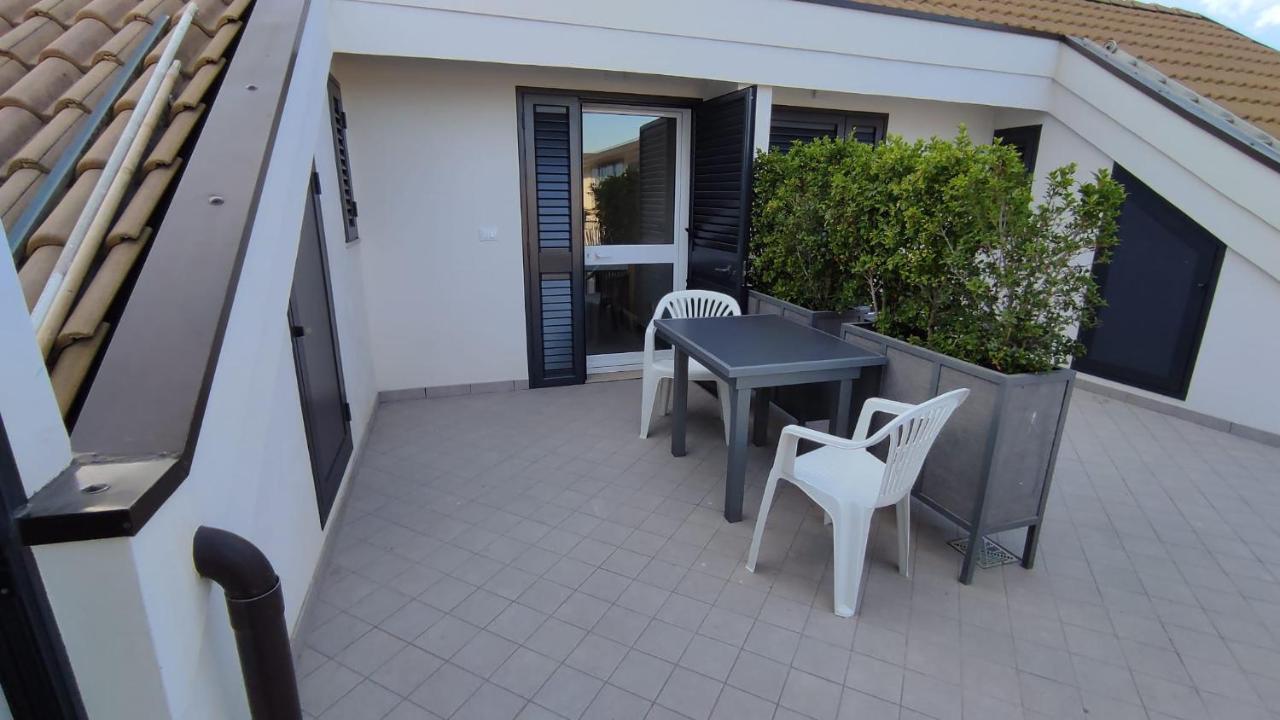 Case Vacanze Blue Sea Mascali Exterior photo